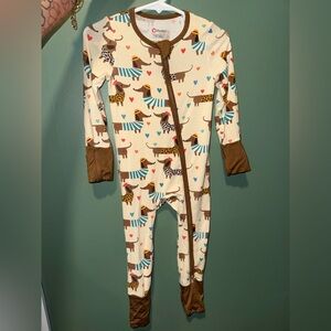 PatPat Bamboo Weiner Dog Zippy